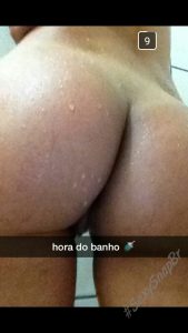 fille departement 42 qui fait des snap hot